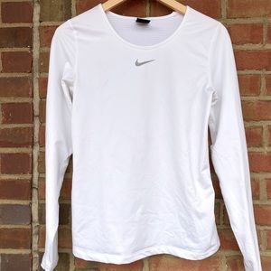 NIKE dri-fit Insulated Long sleeve